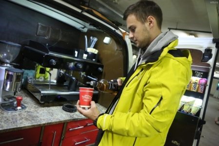 Кофе уезжает с улиц: куда пропали машины, торгующие горячими напитками