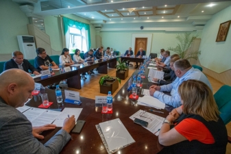 Как спасти малоформатную торговлю во Владивостоке, обсудили за круглым столом